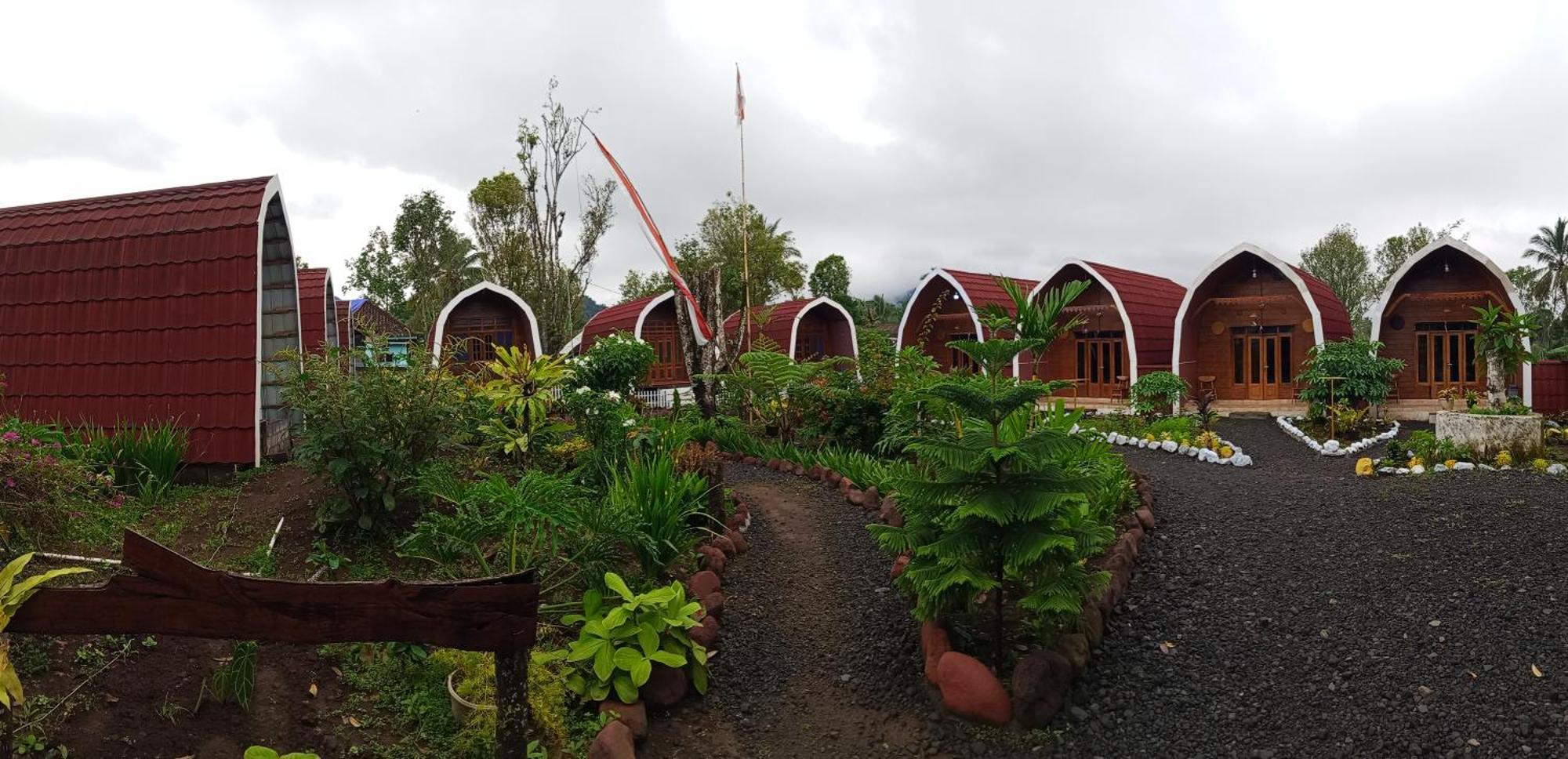 Indah Damai Cottages Sidomukti Экстерьер фото